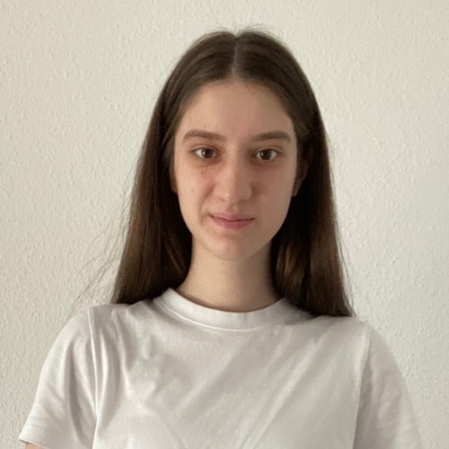 Tuerkili Aleyna
